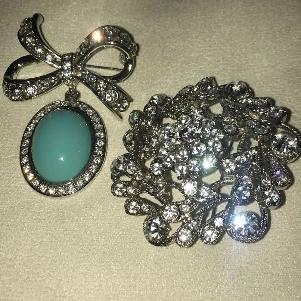 Crystal Brooch Set!! - Picture 2 of 8